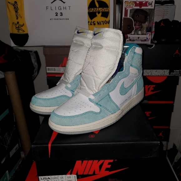 AIR JORDAN 1 TURBO GREENS - Picture 1 of 8